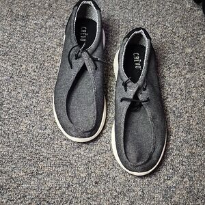 Crevo Charcoal Slip-On Sneakers